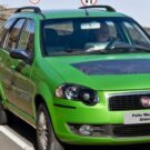 fiat palio weekend eletrico verde na estrada