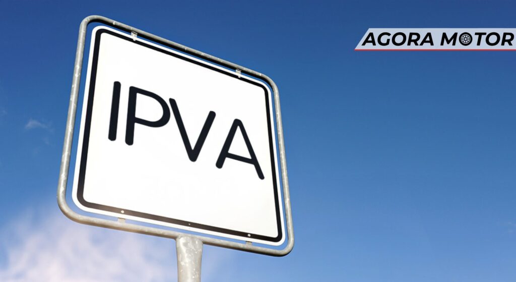 Placa branco escrito IPVA.