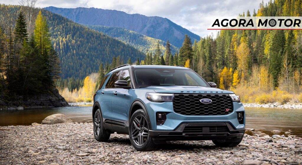 Ford Explorer azul parado na diagonal.