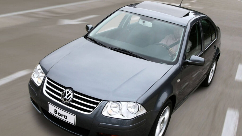 frente volkswagen bora cinza escuro