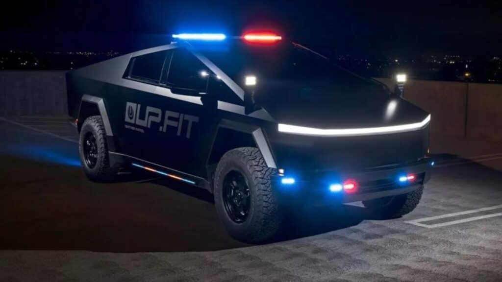 Homem doa 10 Cybertruck para a policia de Las Vegas.