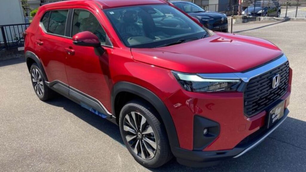 honda wr v 2025 vermelho estacionado