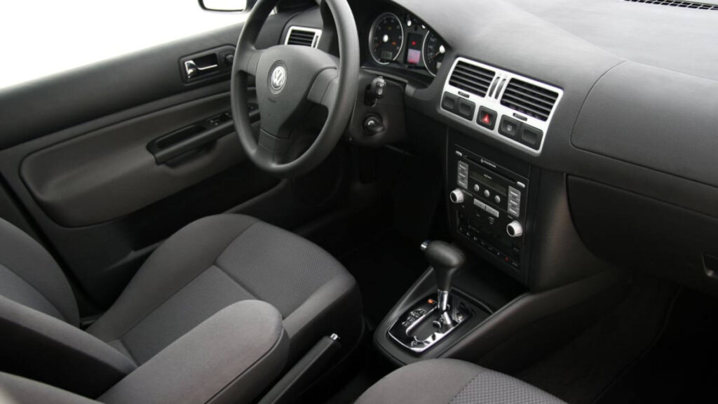 interna volkswagen bora cinza escuro