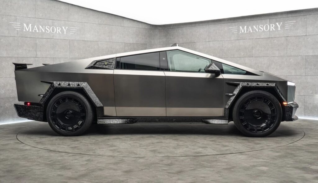 Mansory criou um versão exagerada do Cybertruck