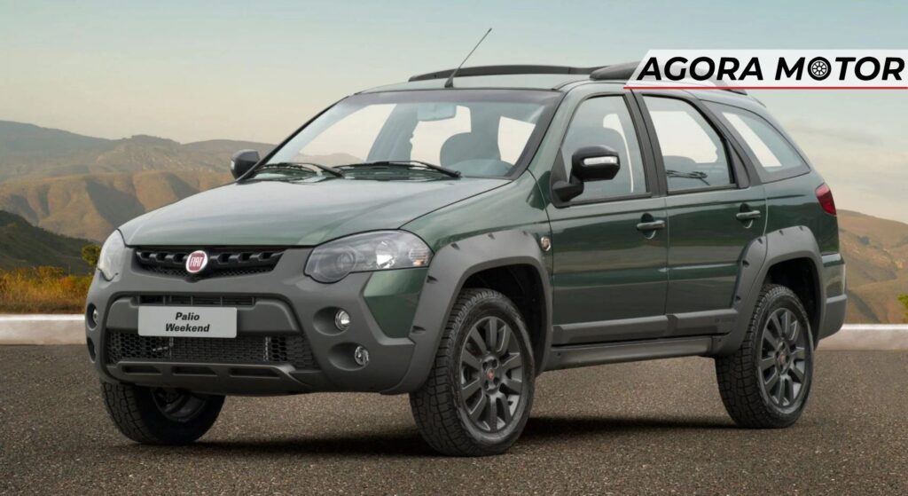 Fiat Palio Weekend verde em velocidade.