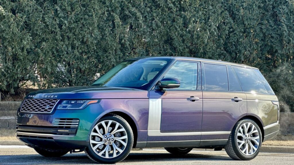 Range Rover Autobiography 2019 muda de cor esta muito barata.
