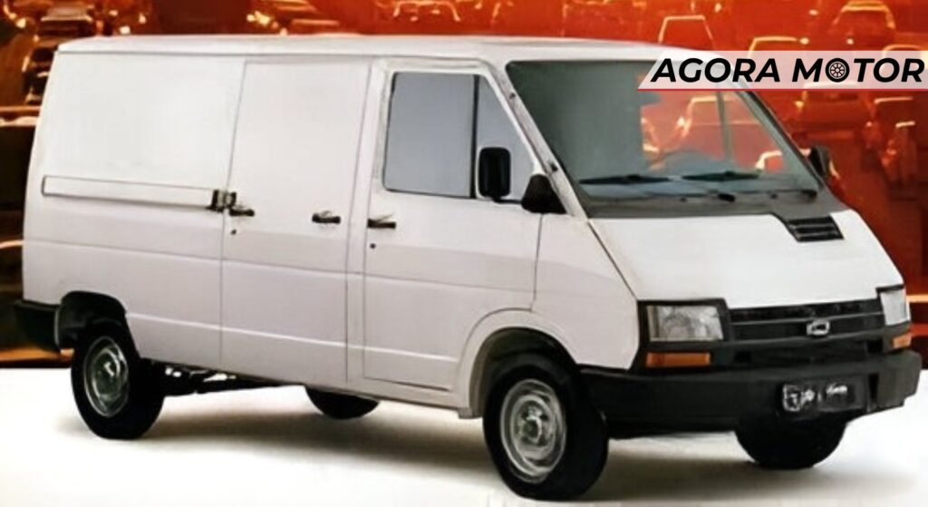 Chevrolet Space Van branca de lado.