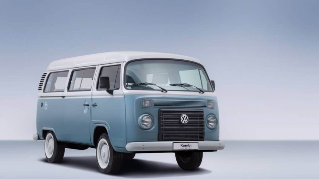 volkswagen kombi azul com branca