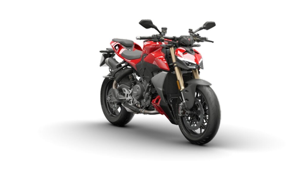 Ducati Streetfighter V2 S vermelha parada na diagonal em um fundo branco.