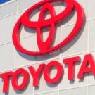 Logo da Toyota vermelho.