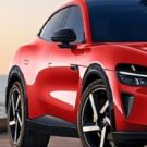 Lateral do Xiaomi YU7 vermelho.