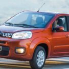 Uno laranja na estrada.