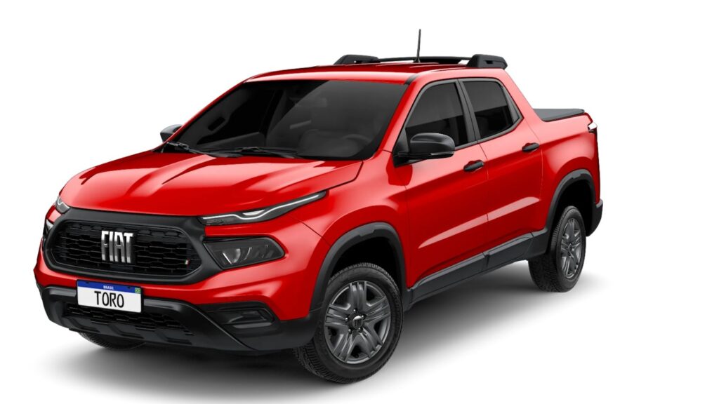 Fiat Toro Endurance Turbo 270 Flex AT6 vermelha 2025 na diagonal.