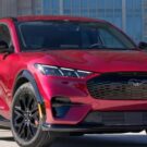 Ford se obriga a trocar a maçaneta do Ford Mustang Mach-E.