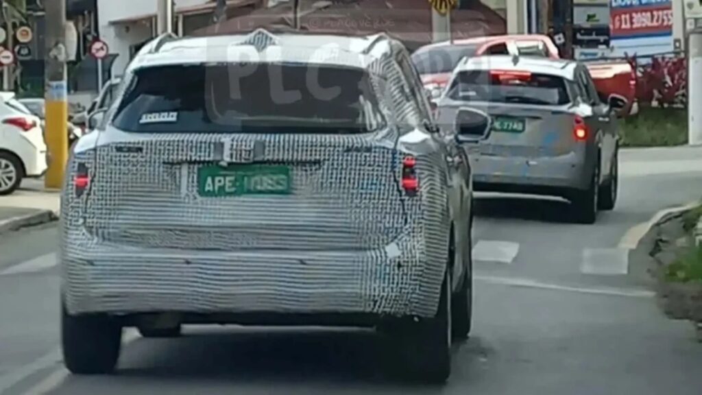 Novo SUV da Nissan com base do Kardian.