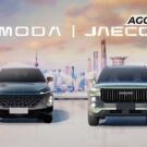 Omoda e Jaecoo paradas de frente.