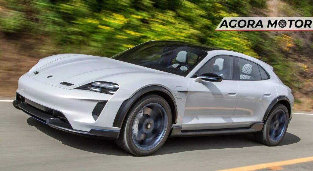 Porsche Golf EV branco em velocidade.