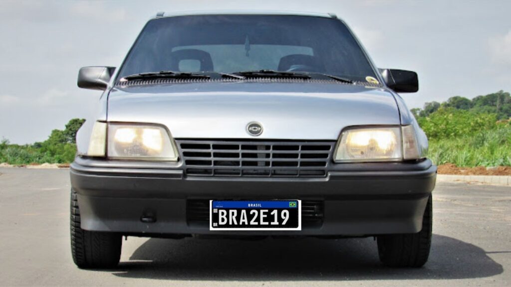 Carro antigo não paga ipva.