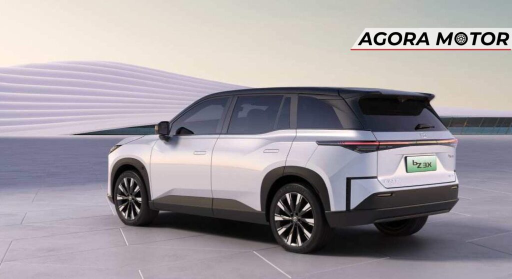 Traseira e lateral do bz3x.