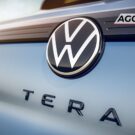 Volkswagen Tera com logo destacada.