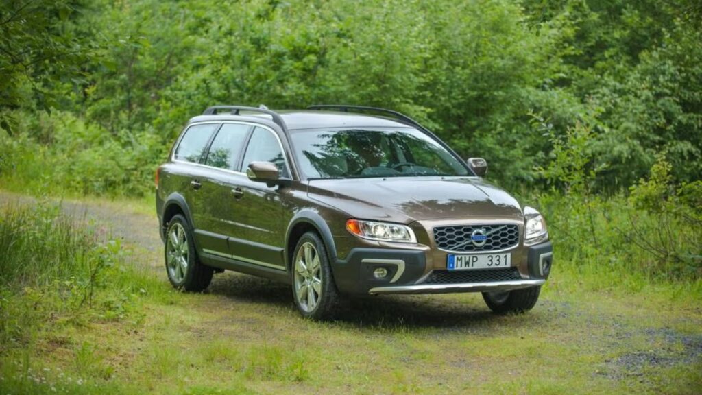 Volvo abandona peruas e investe em SUVs.