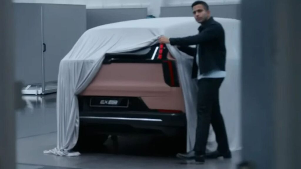 Volvo revela sem querer uma parte do EX60.