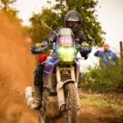 Yamaha Ténéré 700 em velocidade.