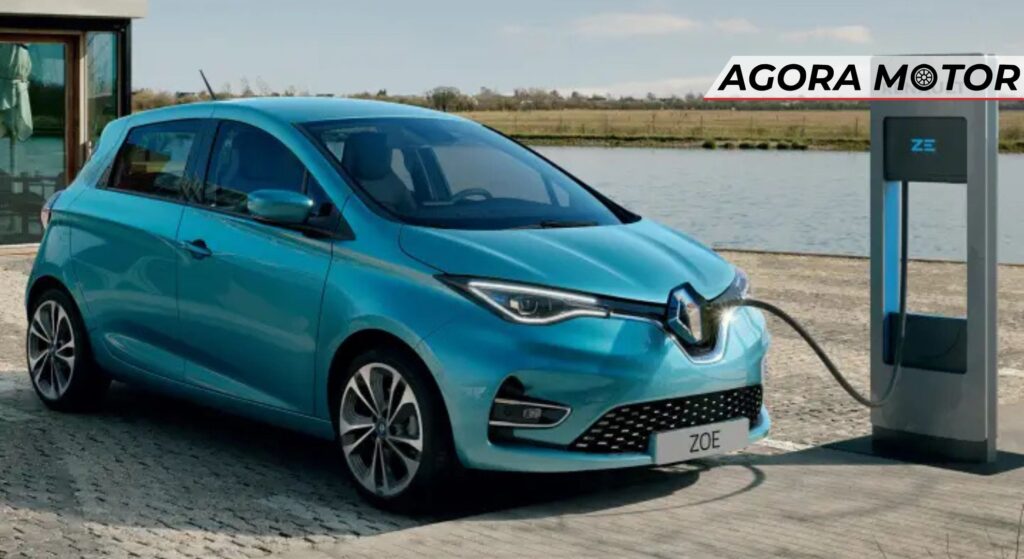Renault Zoe azul carregando.