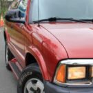 Frente de um 4X4 de ate 30 mil reais.