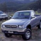 Hilux antiga.