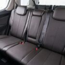 Banco traseiro dos carros são testados em testes de segurança.