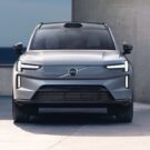 Volvo EX90 de frente.