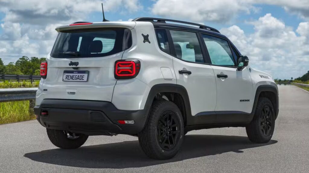 Traseira do Jeep Renegade.