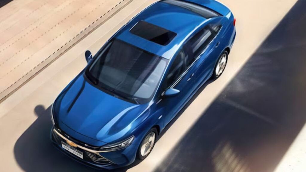 Chevrolet Cruze 2026 azul.