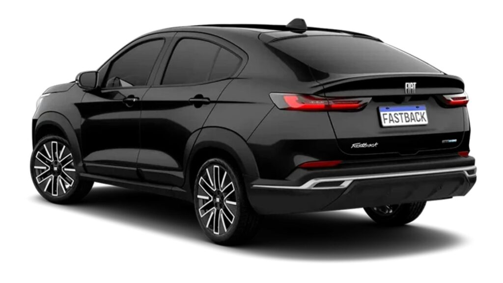 Fiat Fastback Audace MHEV 2026 preto.