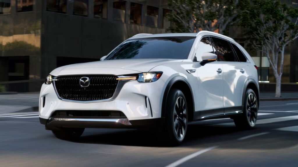 Mazda CX-90 PHEV 2025.