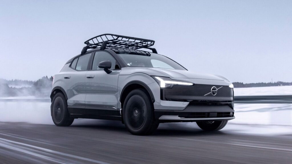Volvo EX30 Cross Country 2026.