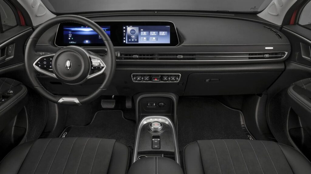 Interna do GWM ORA 03 BEV58 2026.