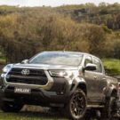 Toyota Hilux 2025 na lama.