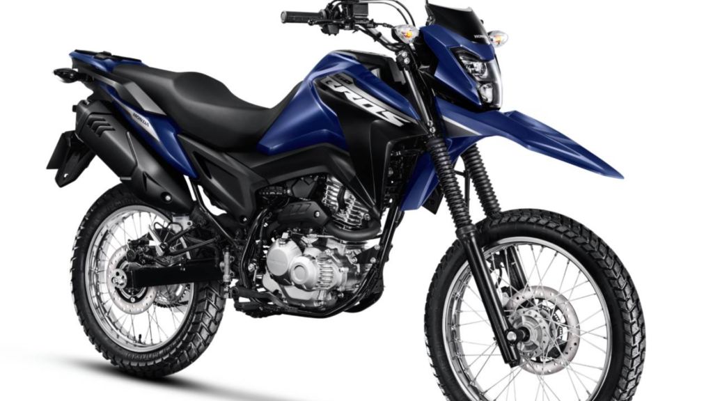 Honda NXR 160 Bros 2026 na diagonal.