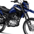 Honda NXR 160 Bros 2026 na diagonal.