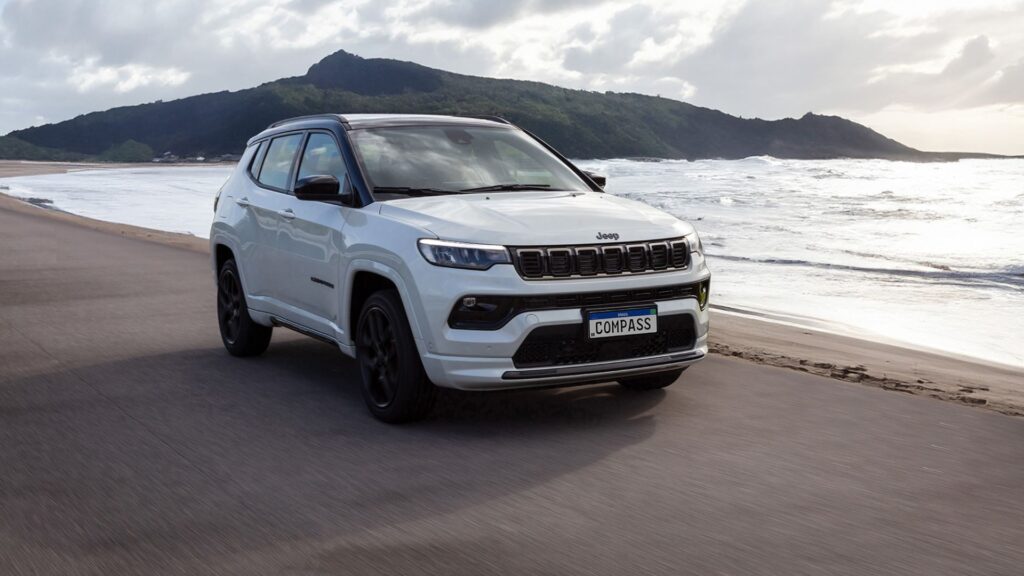 Jeep Compass 2026 branco.