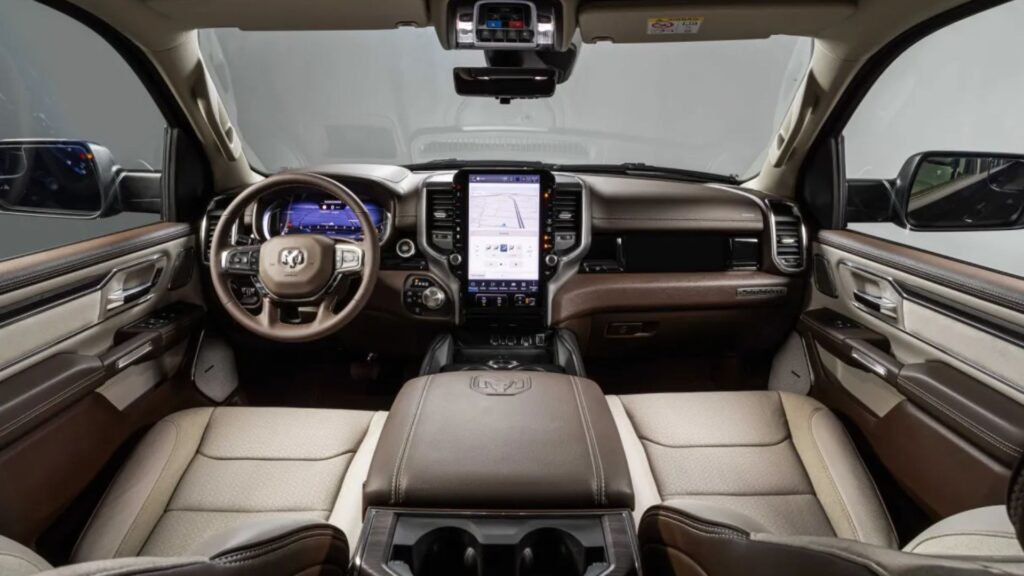 Interna da Ram 2500 2025.
