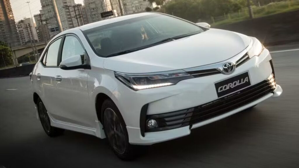 Toyota Corolla 11ª geração.
