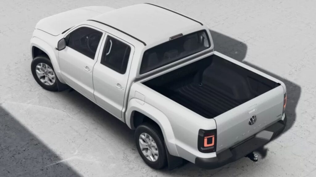 Traseira do Volkswagen Amarok Comfortline 2026.