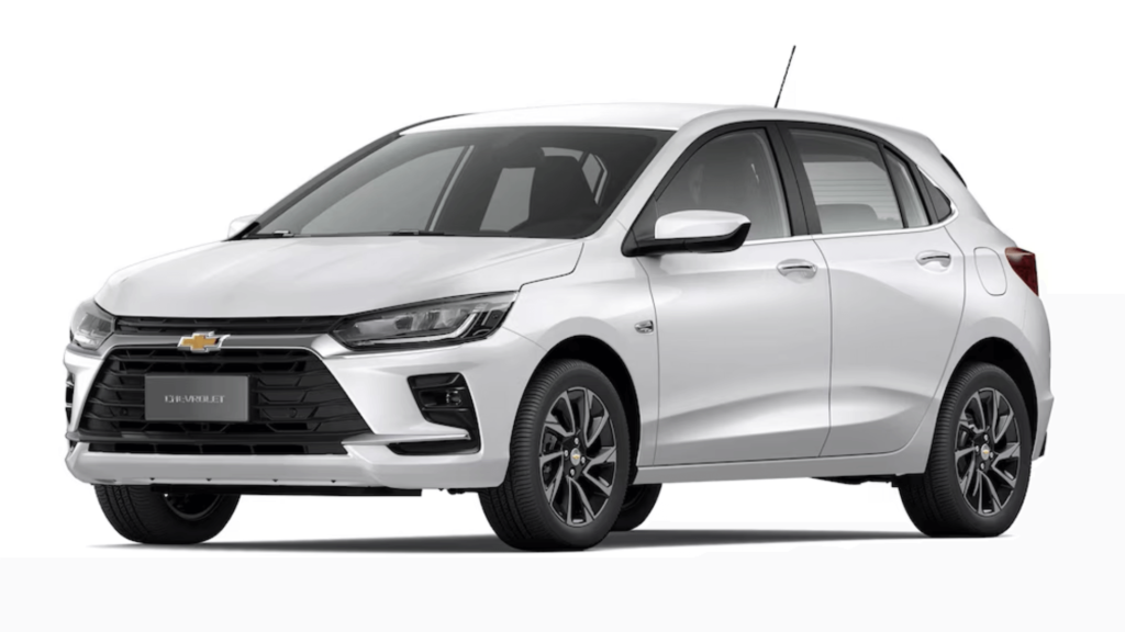 Chevrolet Onix branco.