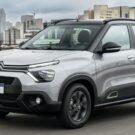 Citroën C3 XTR 2026 prata em movimento na estrada.