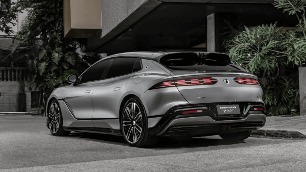 Traseira do Denza Z9 GT.