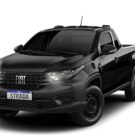 Fiat Strada Endurance 2026 preto parado na diagonal em um fundo branco.
