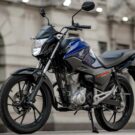 Honda CG 160 Start 2026 azul parada na diagonal.